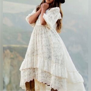 Joyfolie Ivory Lace Formal Dress